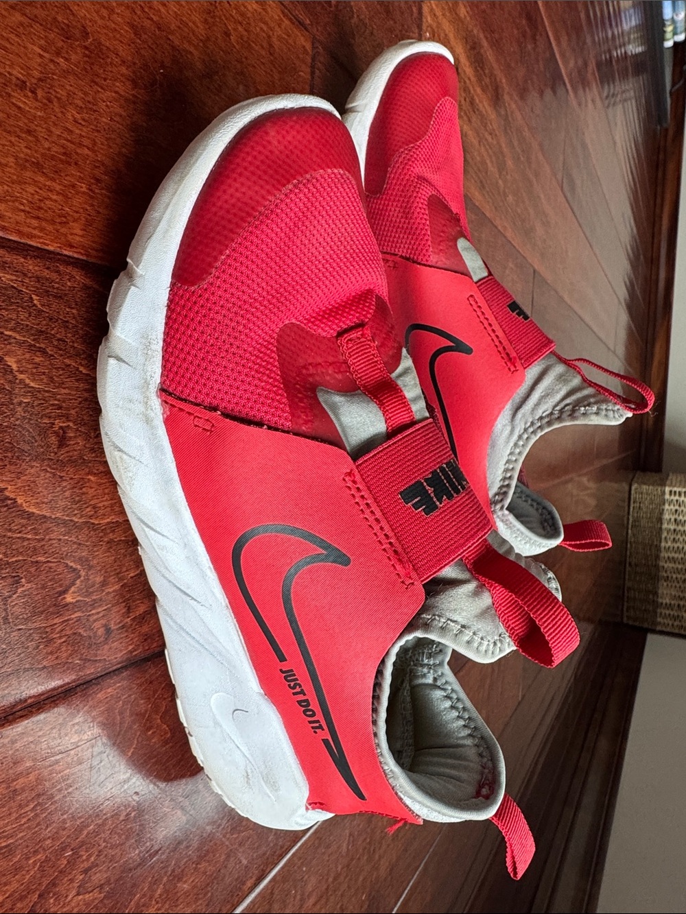 Nike Kids Red Slip-On Sneakers with Black Swoosh big boy youth 4.5